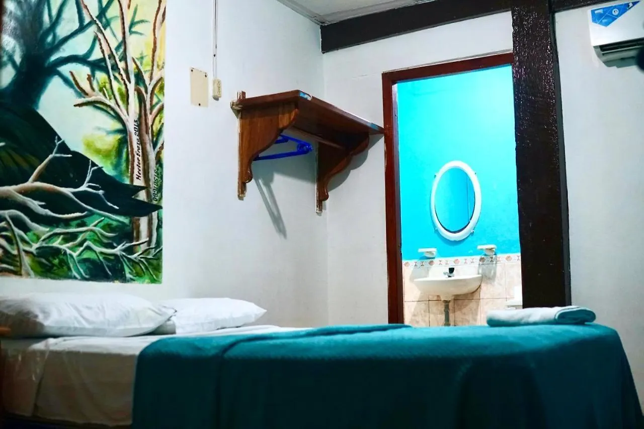 게스트하우스 Hostal Puerto Ayora 에콰도르