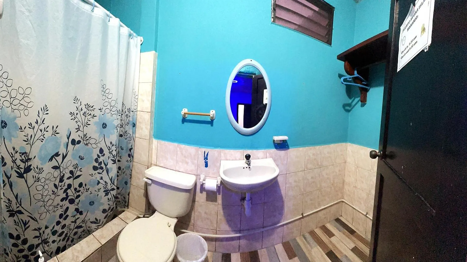 게스트하우스 Hostal Puerto Ayora