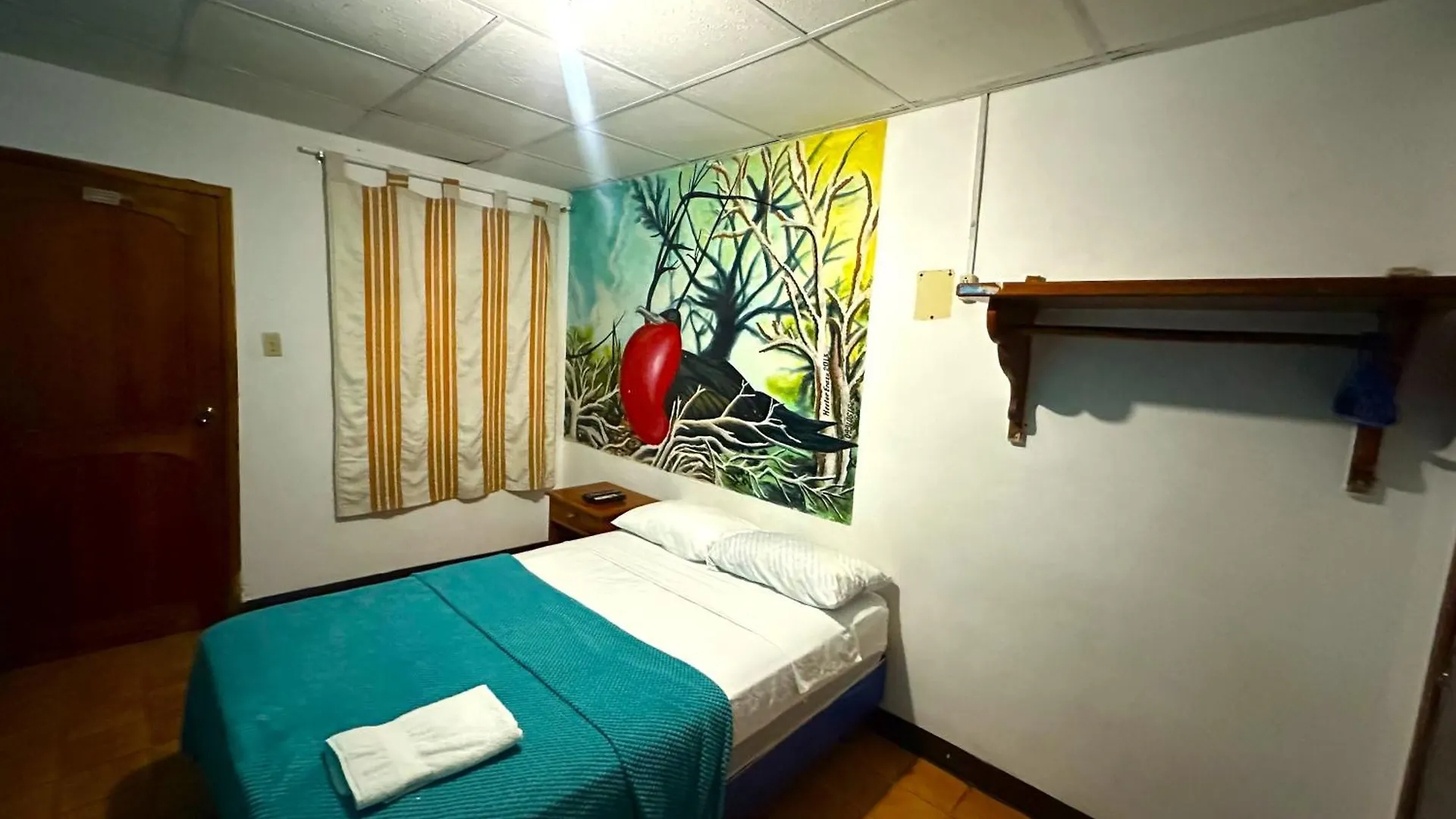 Hostal Puerto Ayora 0*, 푸에르토아요라 에콰도르