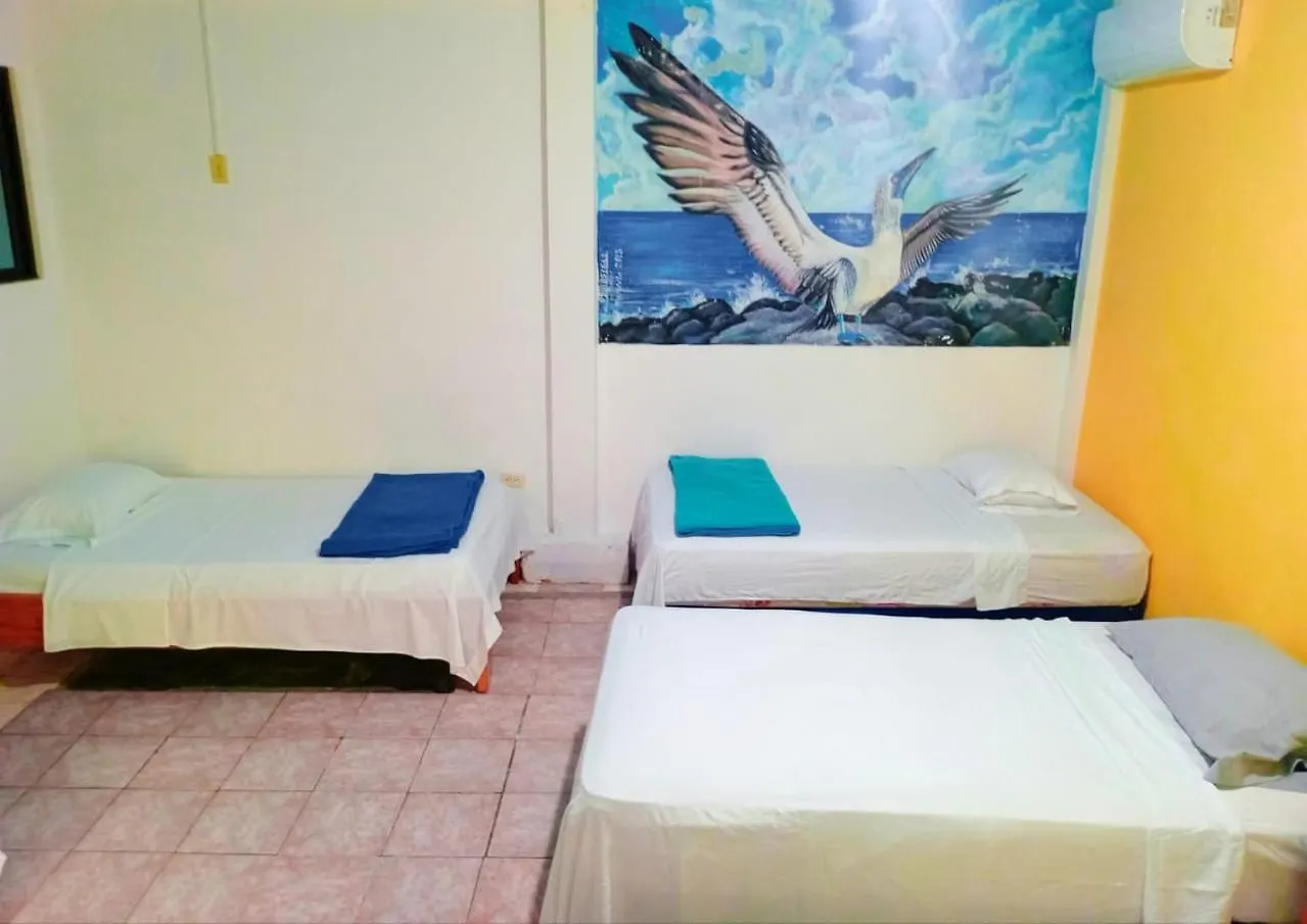 Hostal Puerto Ayora 0*, 푸에르토아요라 에콰도르